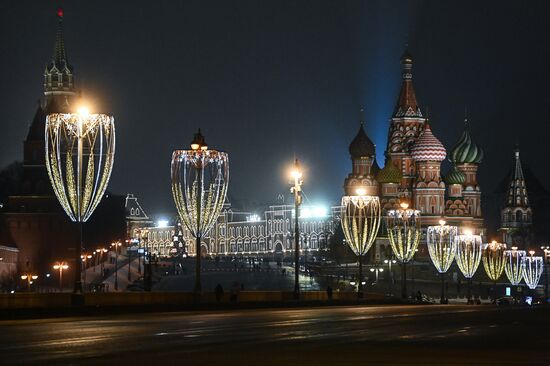 Russia New Year Preparations