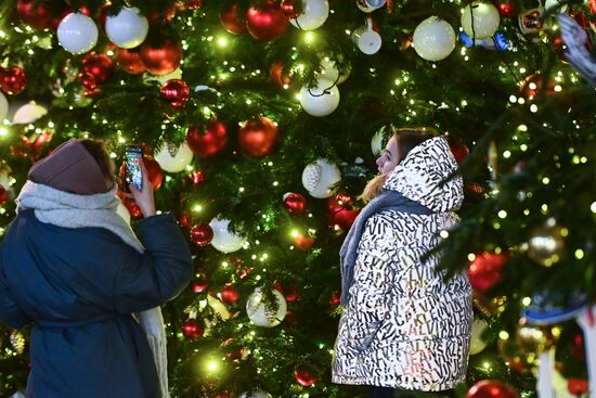 Russia New Year Preparations
