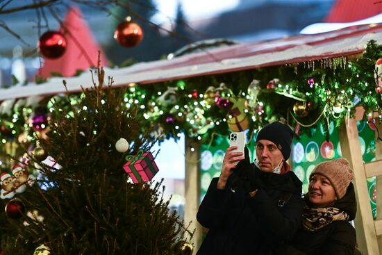 Russia New Year Preparations