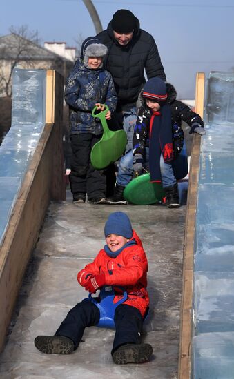 Russia Holiday Season