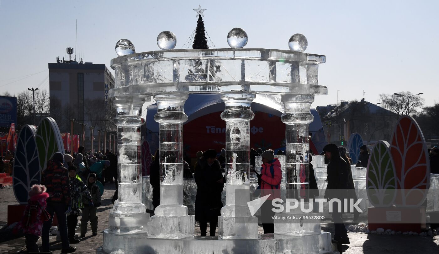 Russia Holiday Season
