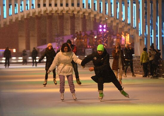 Russia Holiday Season