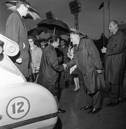Cambodian Foreign Minister, Prince Norodom Phurissara, visits USSR