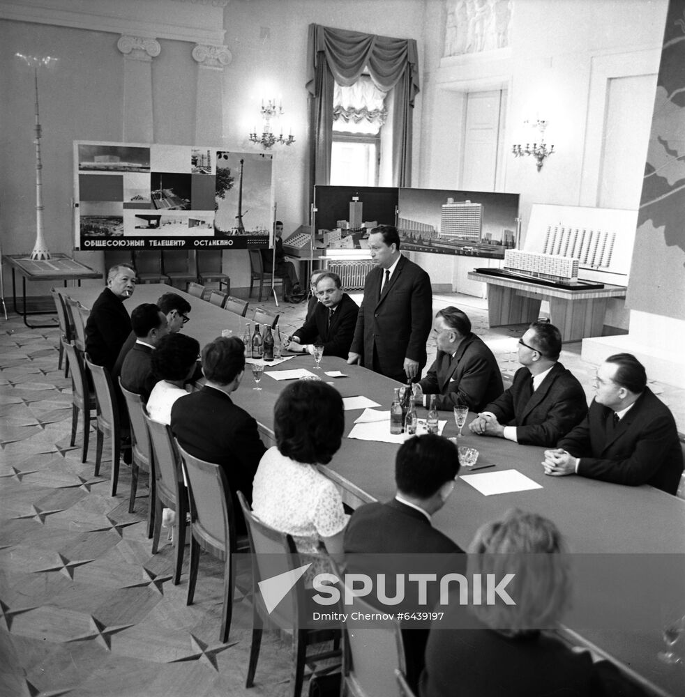 Cambodian Foreign Minister Phurissara visits USSR
