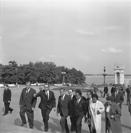 Cambodian Foreign Minister Phurissara visits USSR