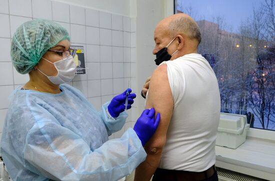 Russia Coronavirus Vaccination