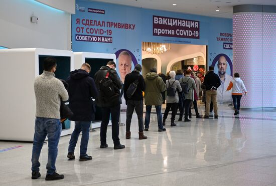 Russia Coronavirus Vaccination