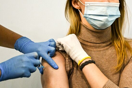 Russia Coronavirus Vaccination