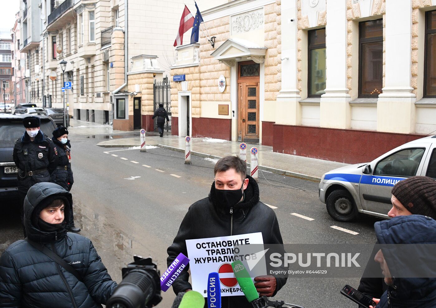 Russia Latvia Reporters Crackdown Protest