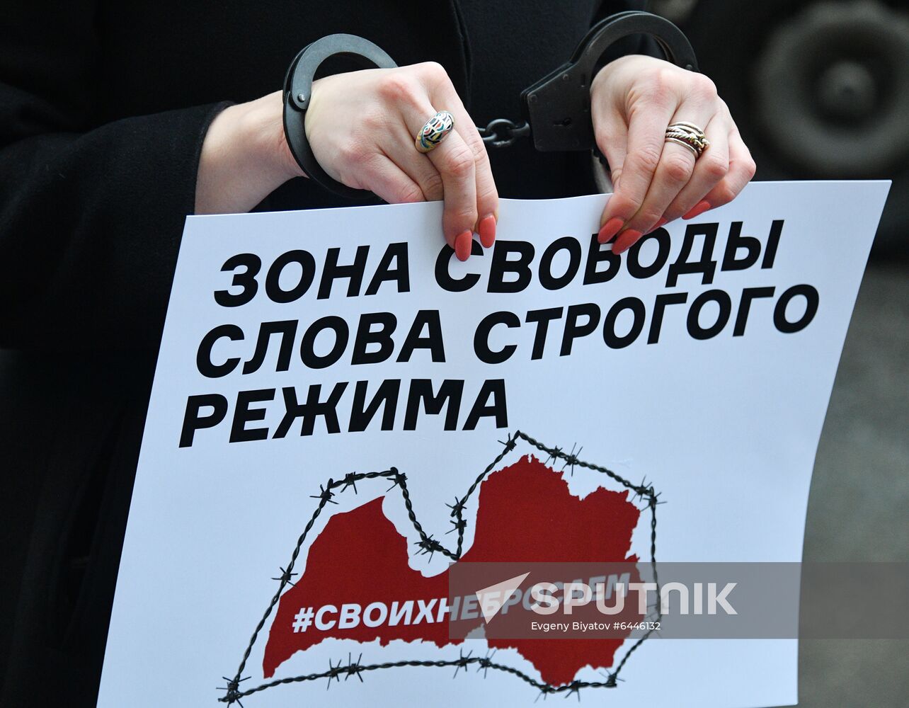 Russia Latvia Reporters Crackdown Protest