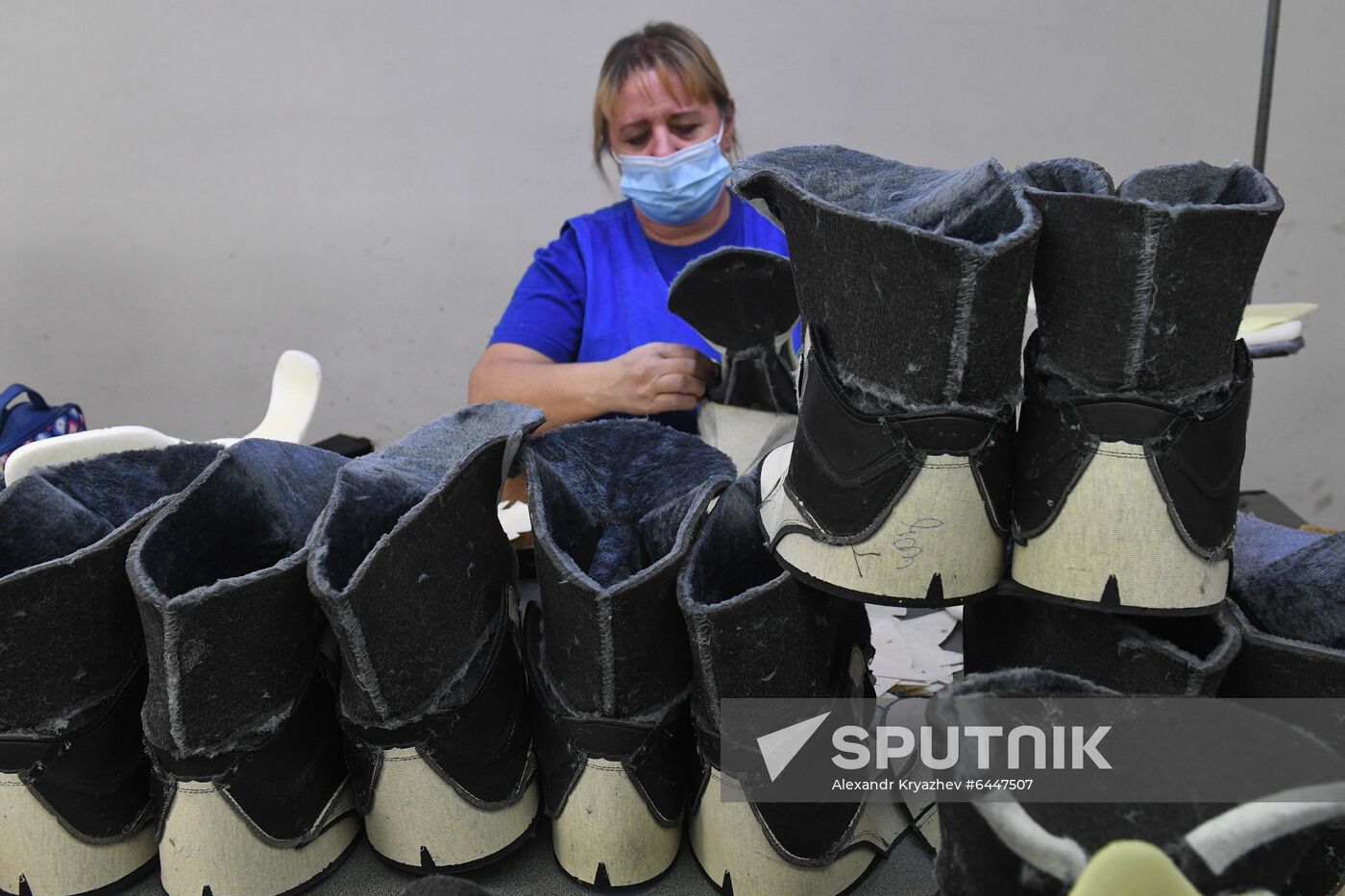Russia Shoes Factory