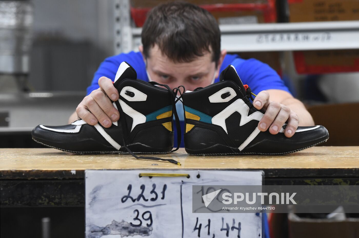 Russia Shoes Factory
