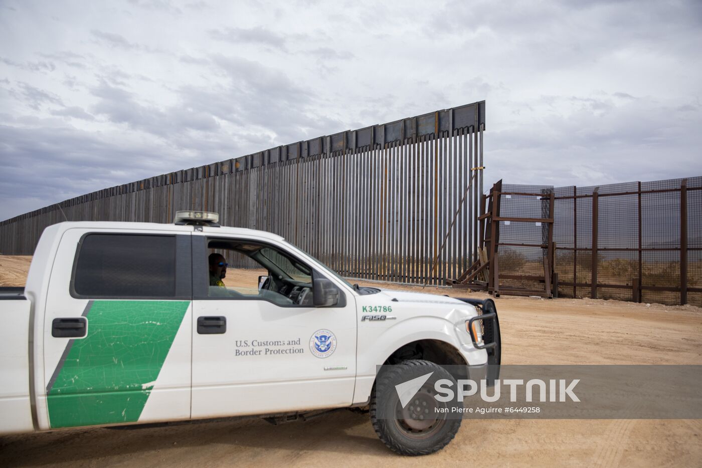 US Mexico Border Wall