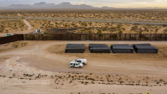 US Mexico Border Wall