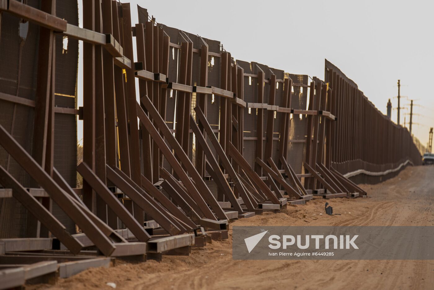 US Mexico Border Wall