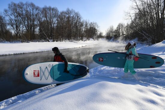 Russia Winter SUP Surfing