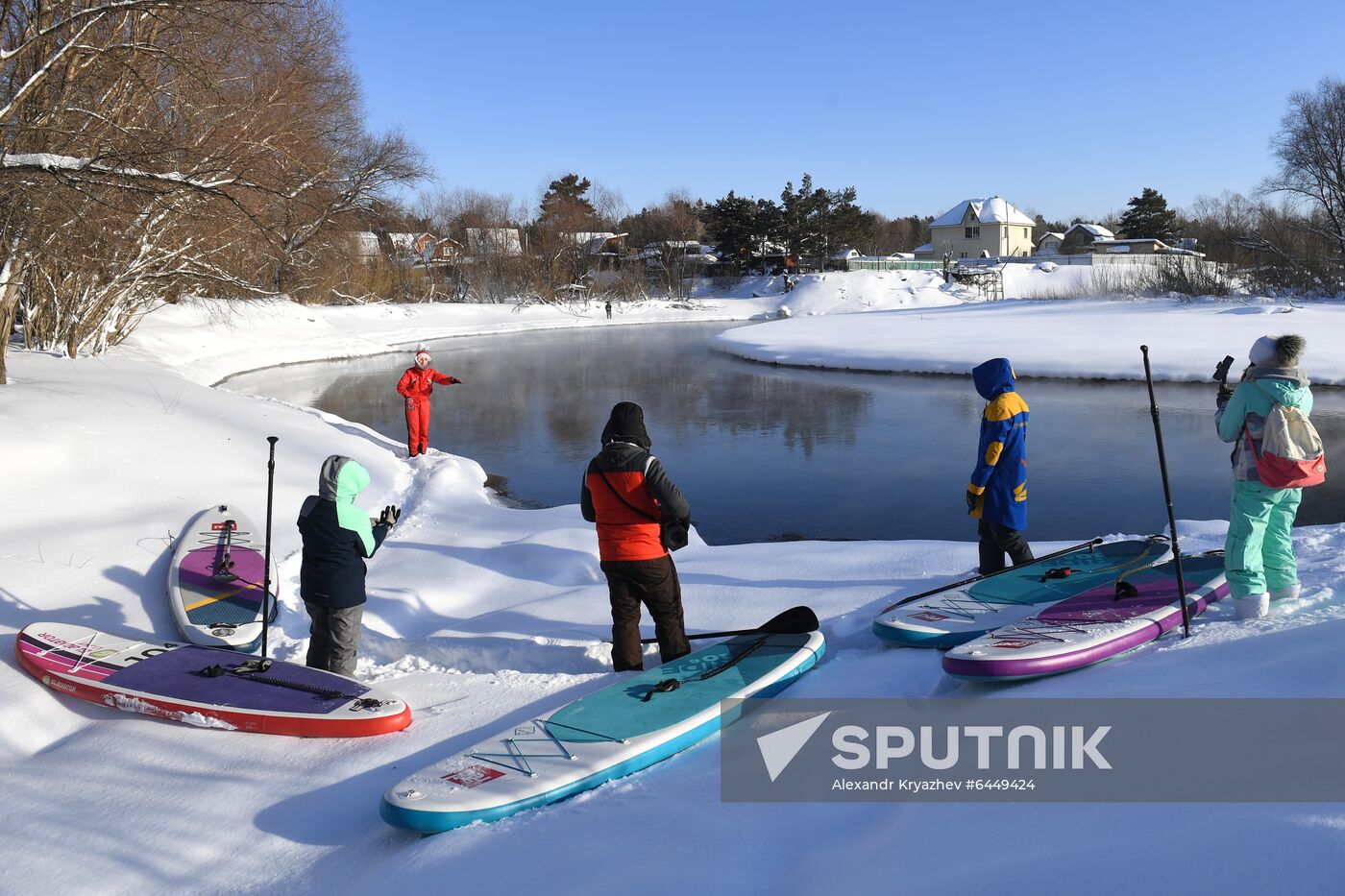 Russia Winter SUP Surfing