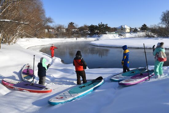 Russia Winter SUP Surfing