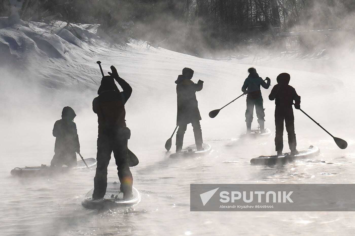 Russia Winter SUP Surfing