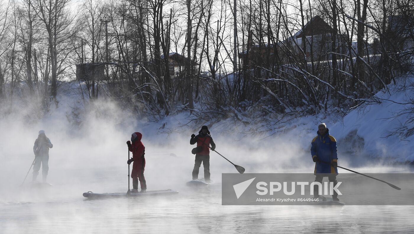 Russia Winter SUP Surfing