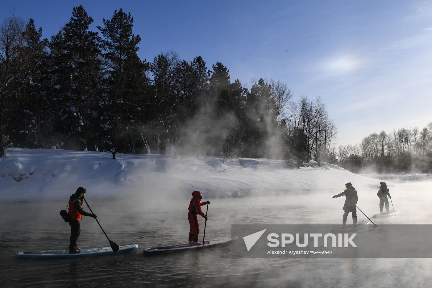 Russia Winter SUP Surfing