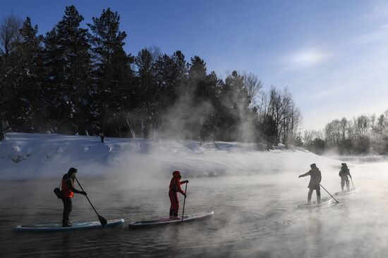 Russia Winter SUP Surfing