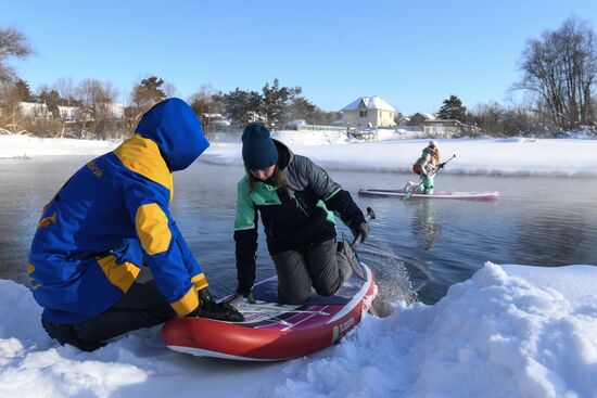 Russia Winter SUP Surfing