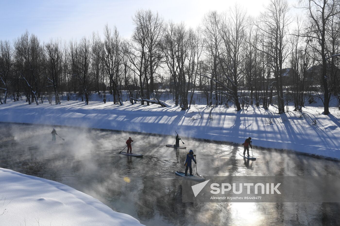 Russia Winter SUP Surfing