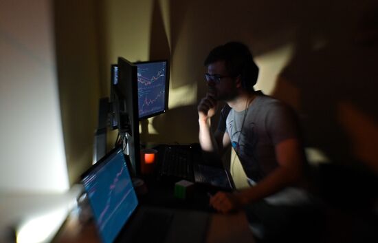Russia Stock Trader
