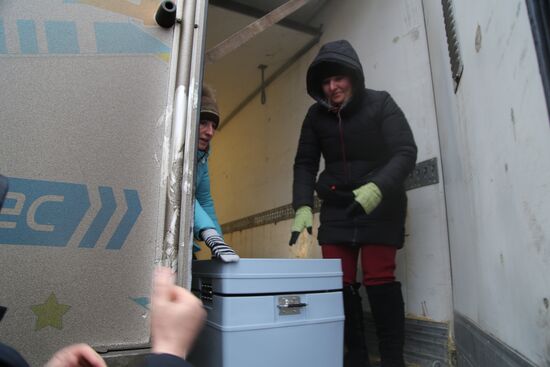 Ukraine DPR Russia Coronavirus Vaccine