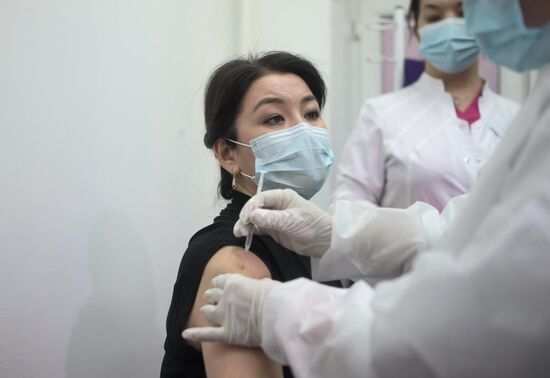 Kazakhstan Russia Coronavirus Vaccination