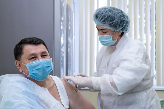 Kazakhstan Russia Coronavirus Vaccination