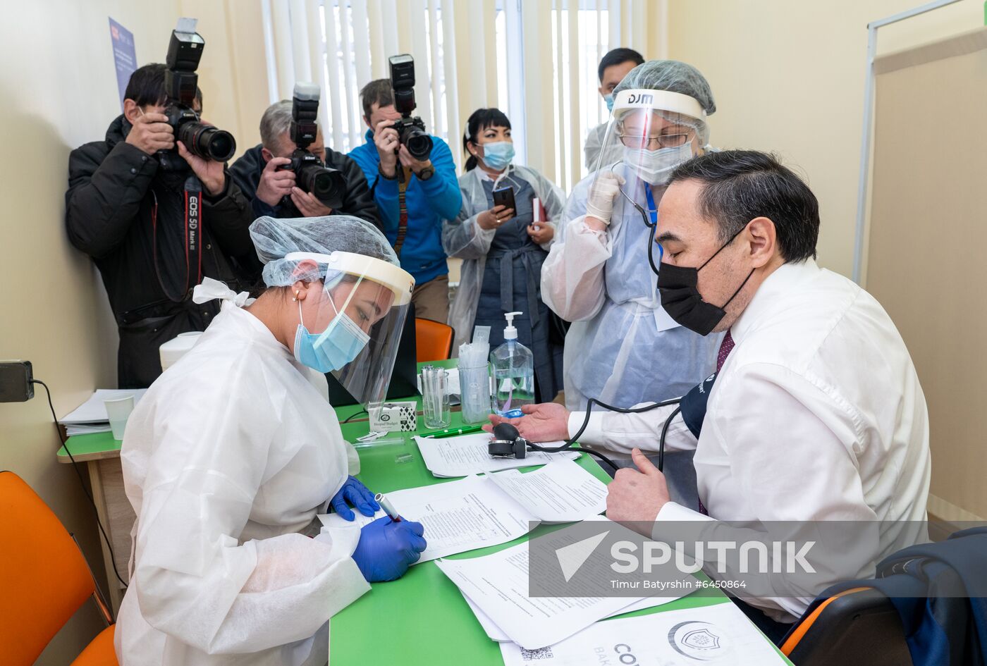Kazakhstan Russia Coronavirus Vaccination