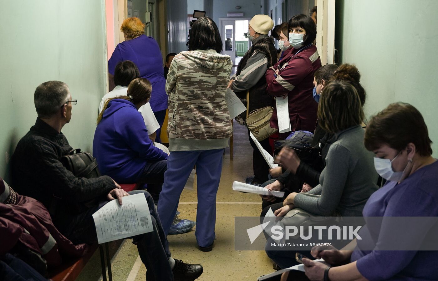 Ukraine LPR Russia Coronavirus Vaccination