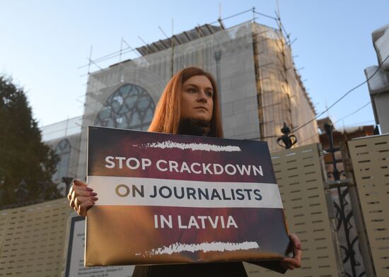 Russia Latvia Reporters Crackdown Protest