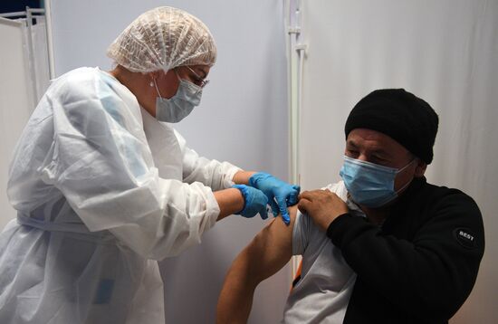 Russia Coronavirus Vaccination