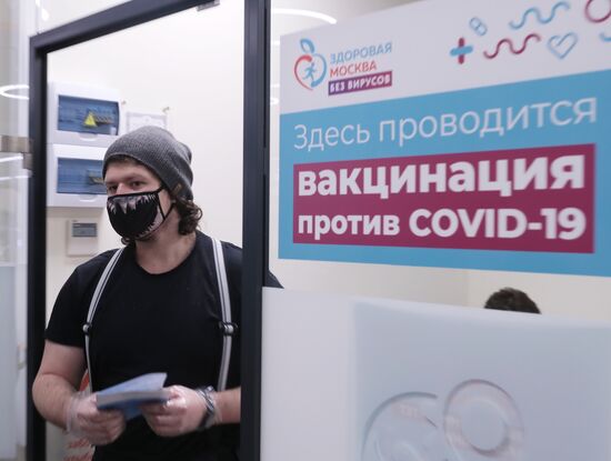 Russia Coronavirus Vaccination