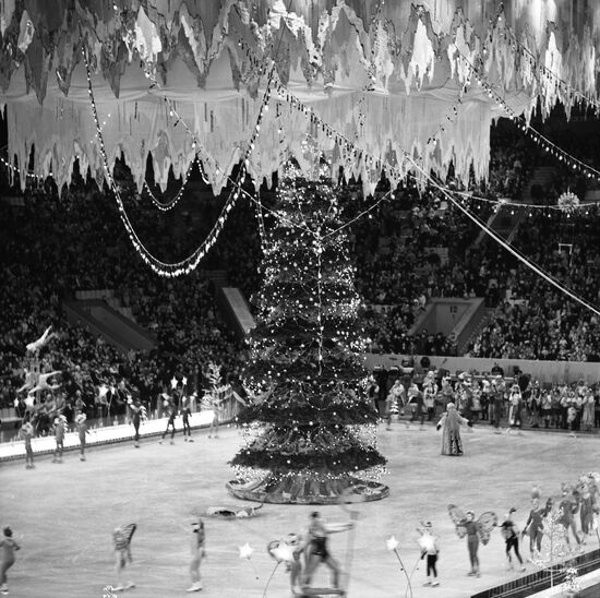 New Year's show at Luzhniki Sports Palace