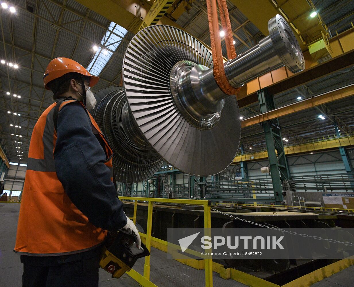 Russia Steam Turbine Assembling