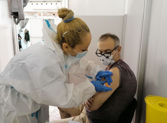 Serbia Russia Coronavirus Vaccination