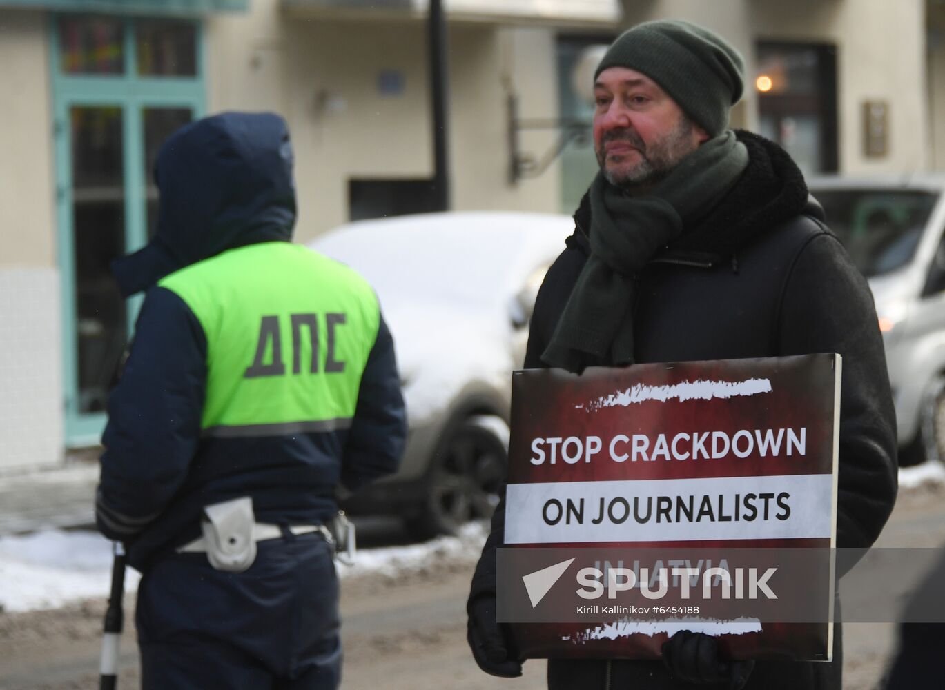 Russia Latvia Reporters Crackdown Protest