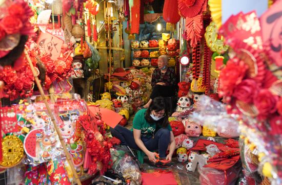 Vietnam Lunar New Year Preparations