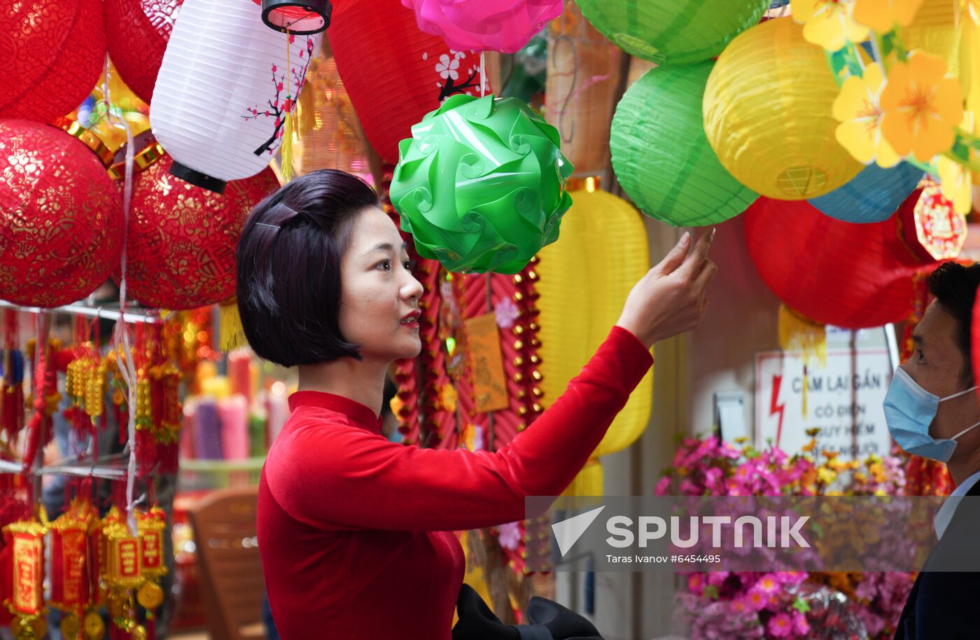Vietnam Lunar New Year Preparations
