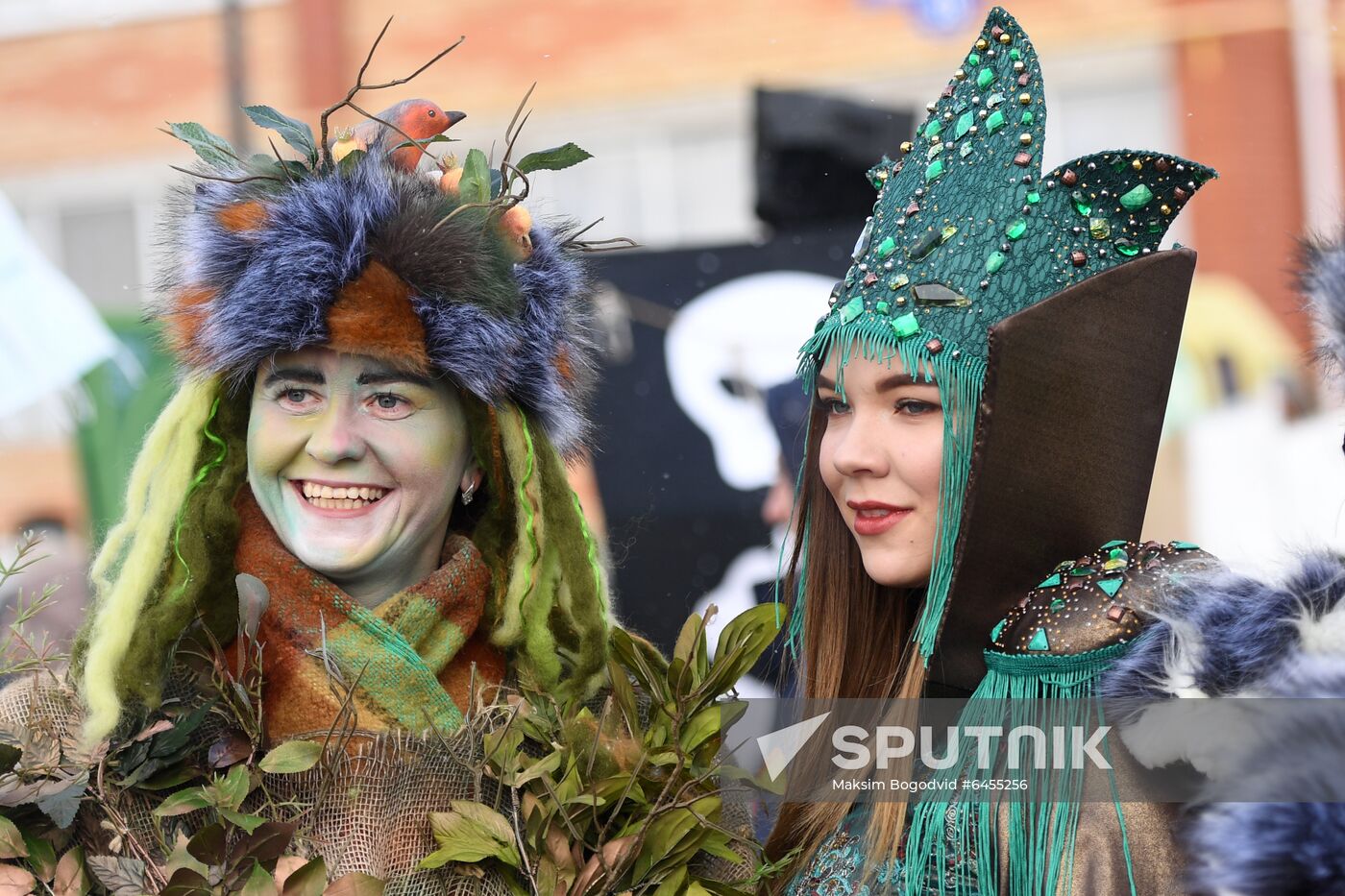 Russia Sunnyfest Sledge Art Festival
