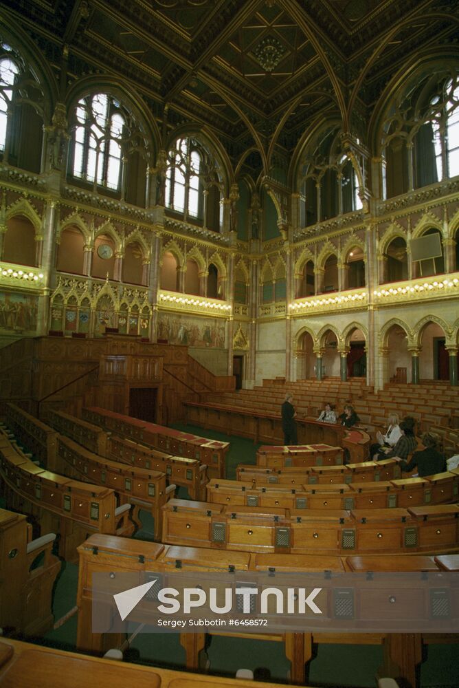 Russian Prime Minister Mikhail Kasyanov's official visit to Hungary