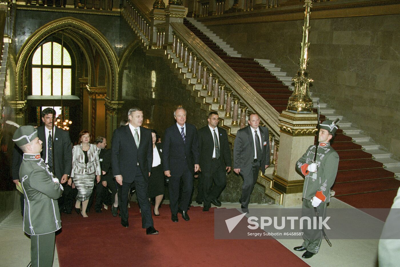 Russian Prime Minister Mikhail Kasyanov's official visit to Hungary