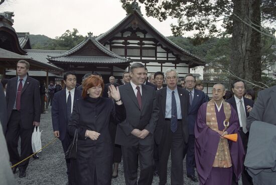 Russian PM Kasyanov's official visit to Japan