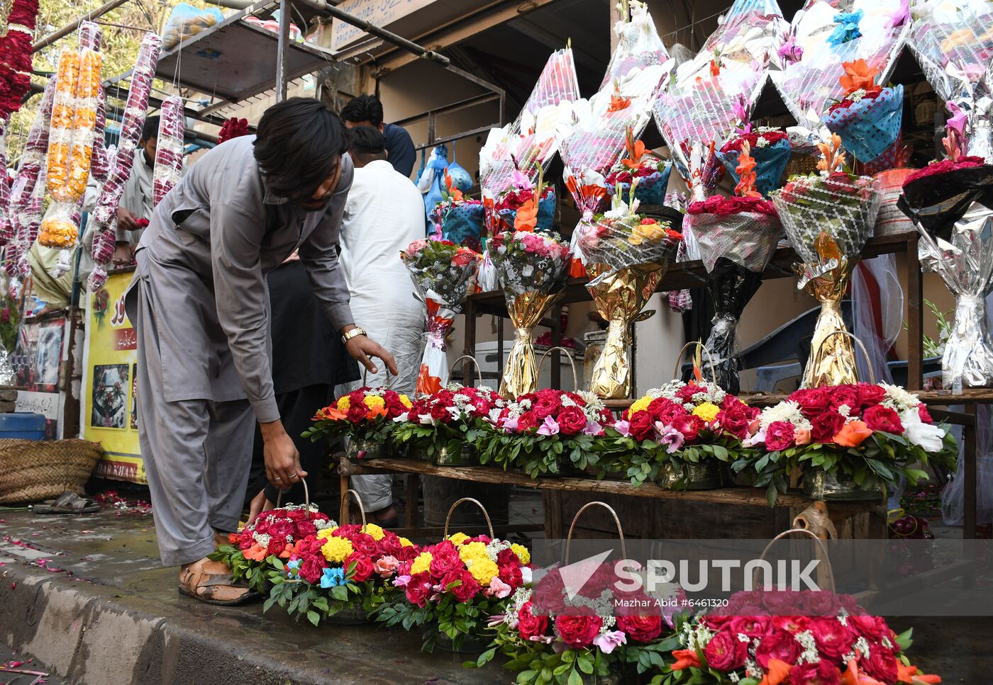 Pakistan Valentine's Day Preparations