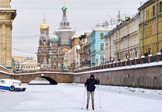 Russia Snowfall 