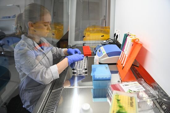 Russia Coronavirus British Strain Test